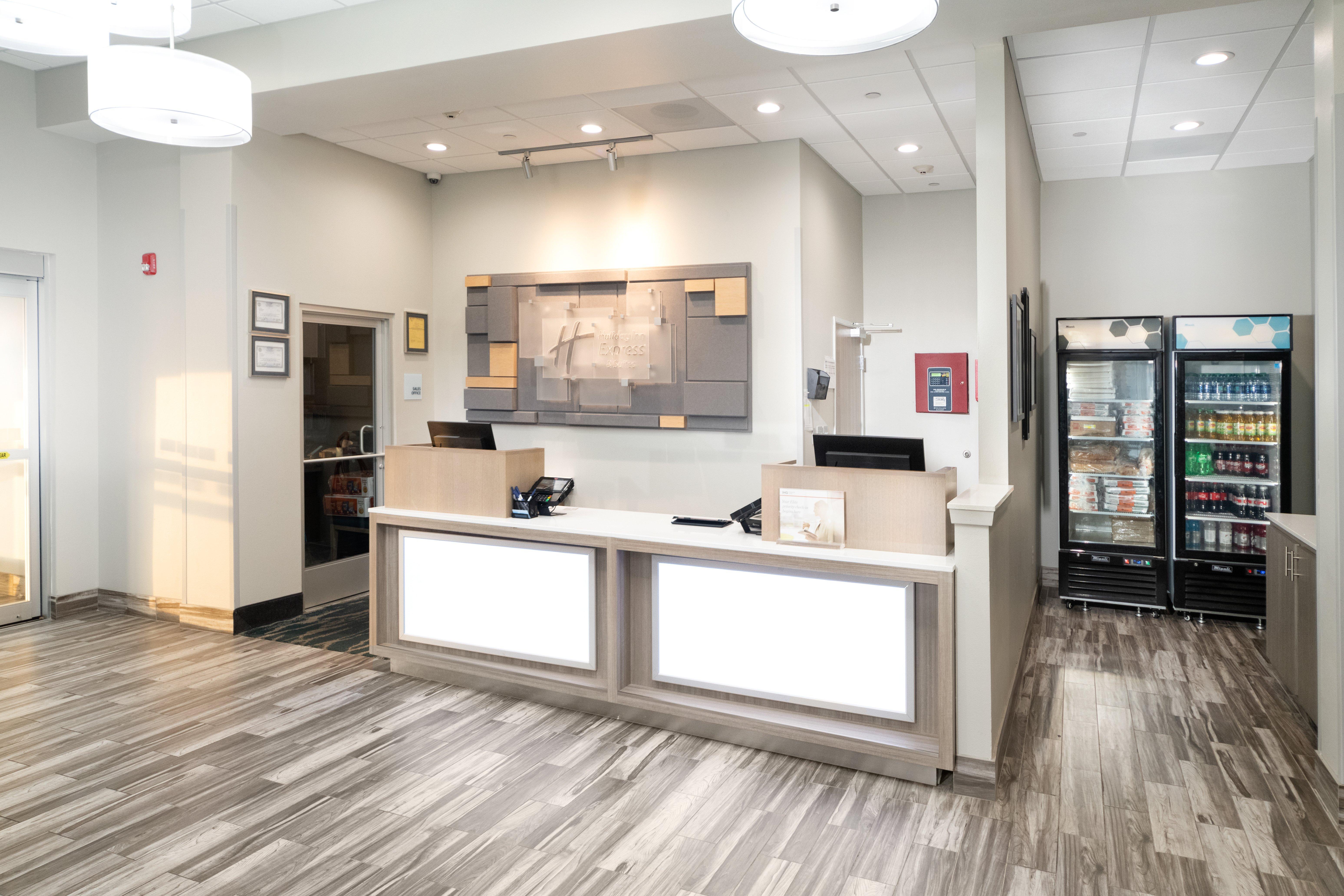 Holiday Inn Express & Suites Memphis Arpt Elvis Presley Blv By Ihg Экстерьер фото