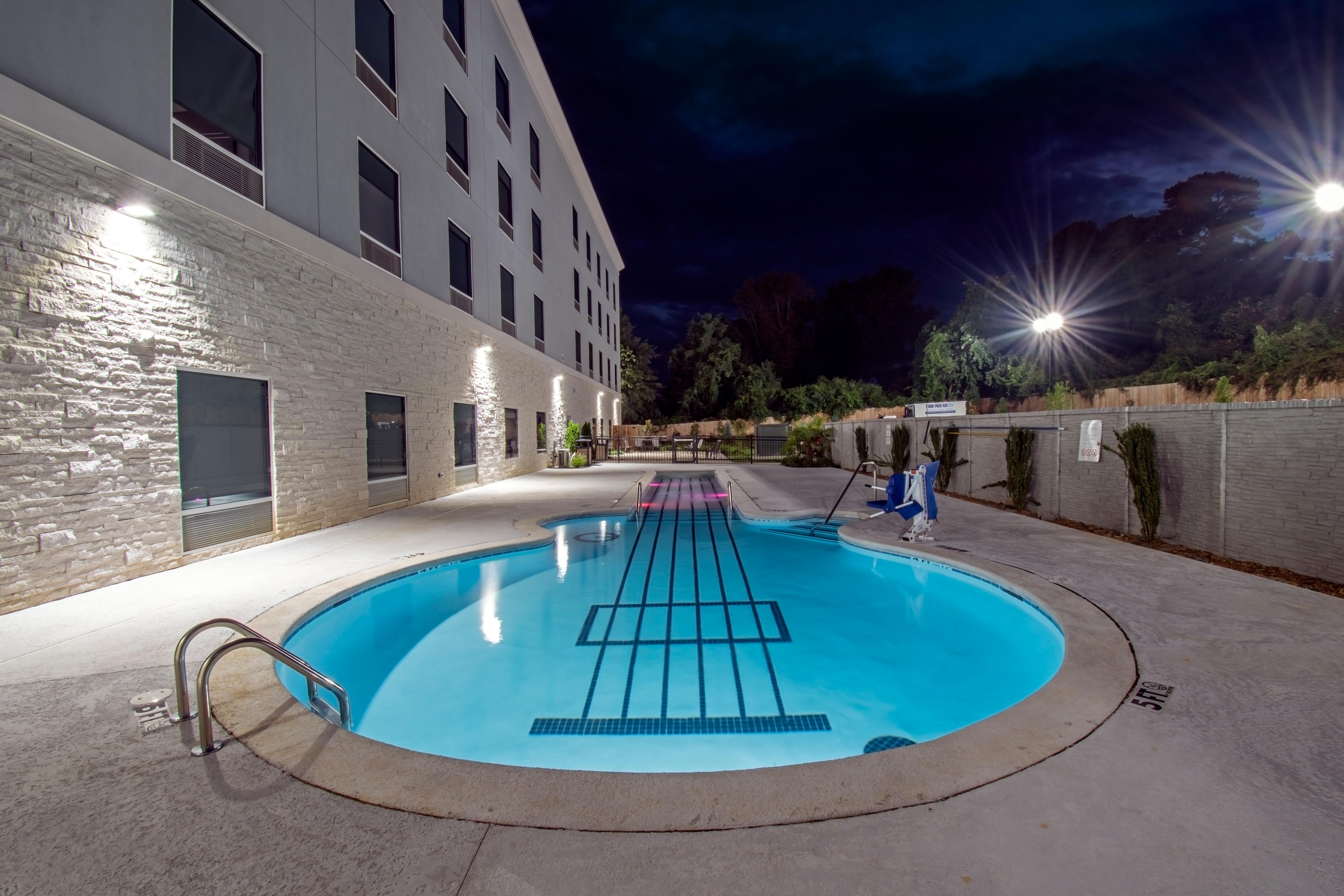 Holiday Inn Express & Suites Memphis Arpt Elvis Presley Blv By Ihg Экстерьер фото