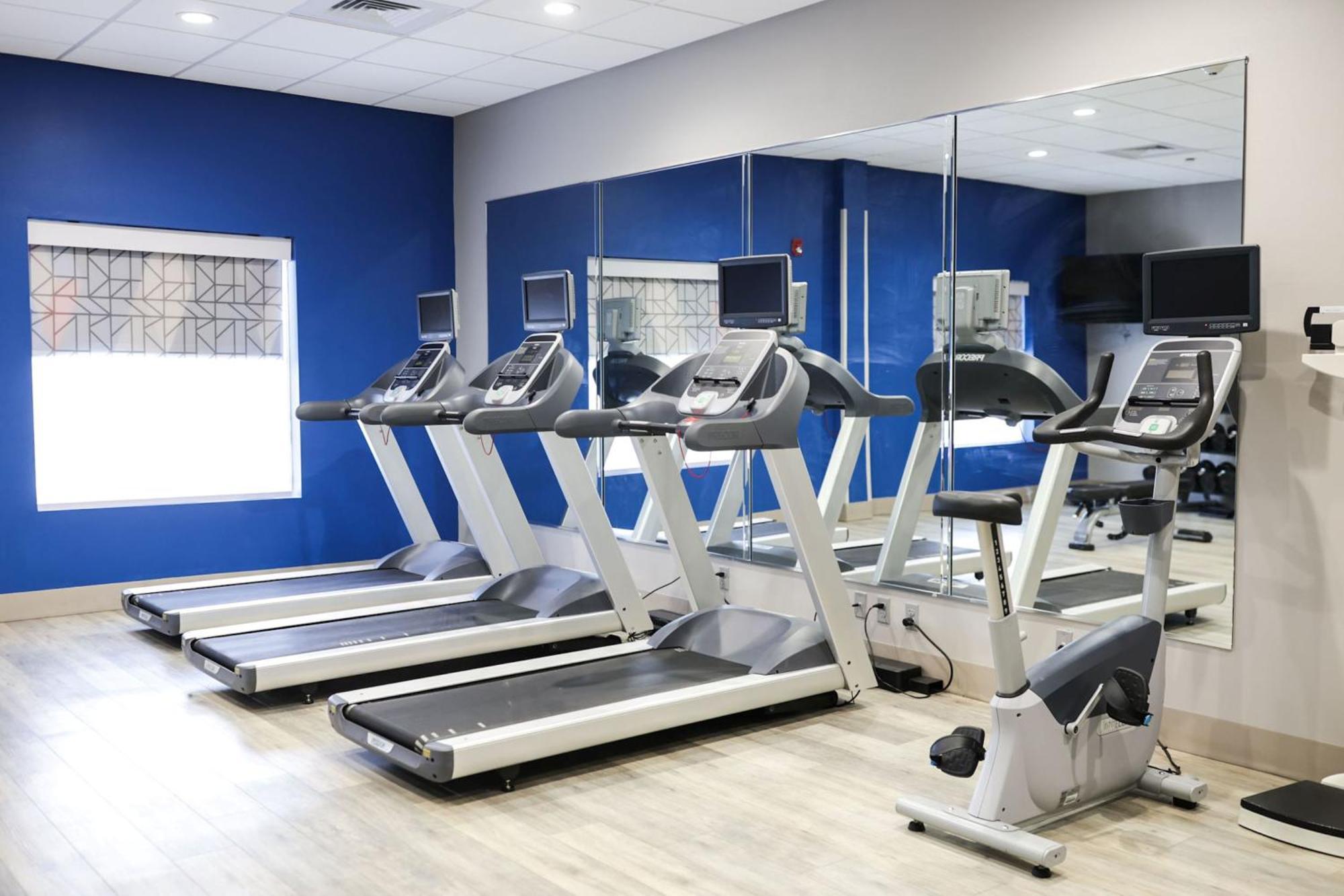 Holiday Inn Express & Suites Memphis Arpt Elvis Presley Blv By Ihg Экстерьер фото